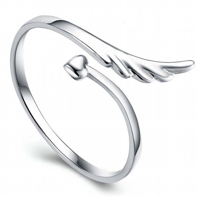 ハートの矢の指輪